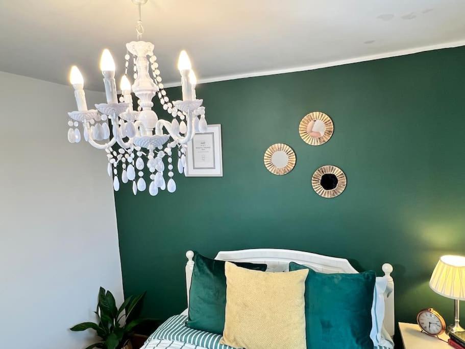 Cosy Cottage In Central Reading Free Parking & Fast Wifi Esterno foto