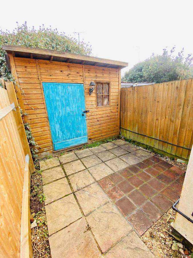 Cosy Cottage In Central Reading Free Parking & Fast Wifi Esterno foto
